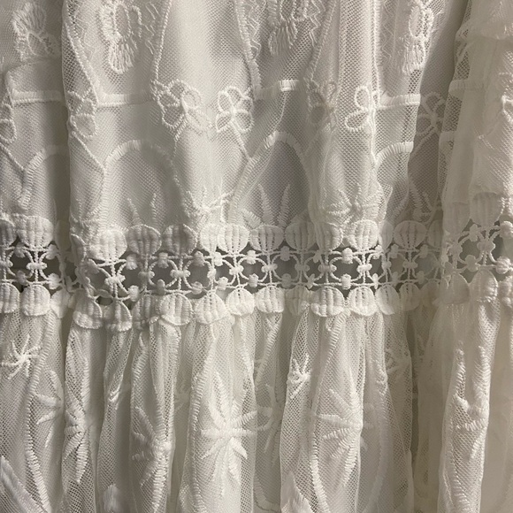 SHEIN never worn women’s white lace overlay white dress size 1x - Picture 2 of 7